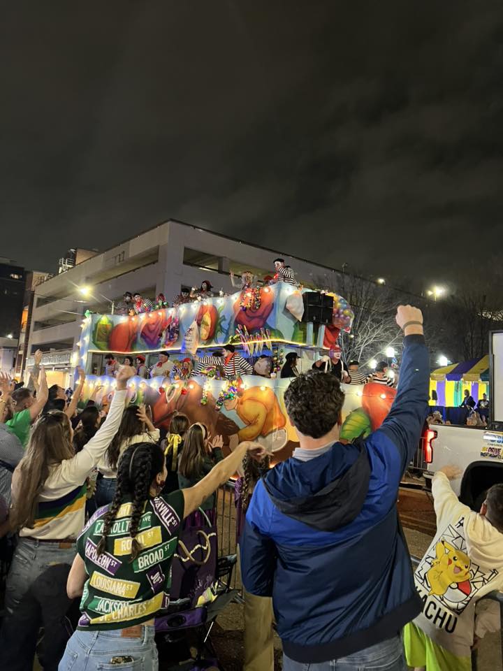 Mardi Gras float in parade.